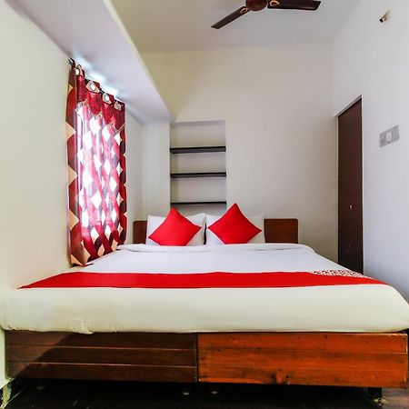 Hotel Lakshmi Narayana Салем Экстерьер фото