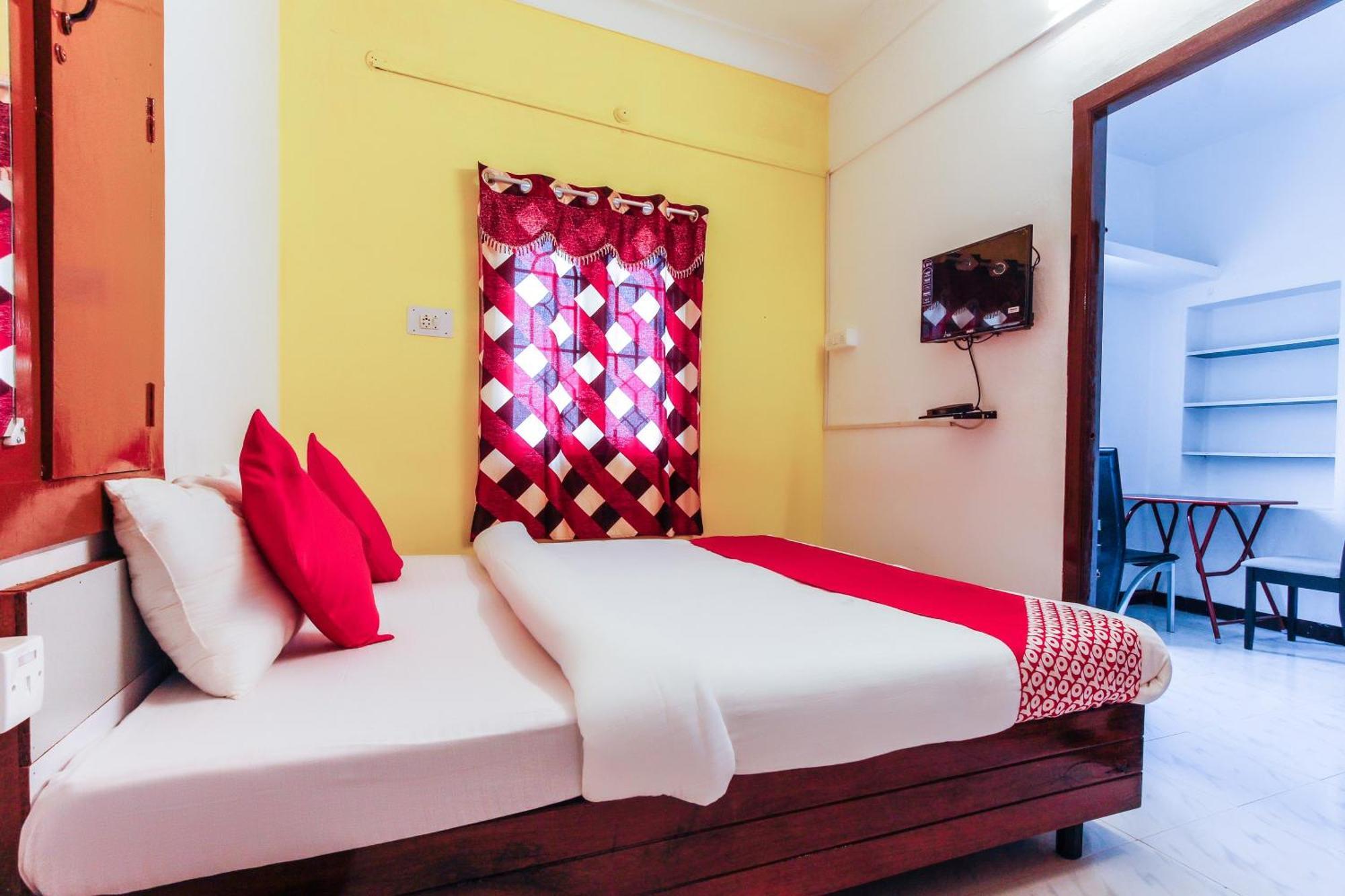 Hotel Lakshmi Narayana Салем Экстерьер фото